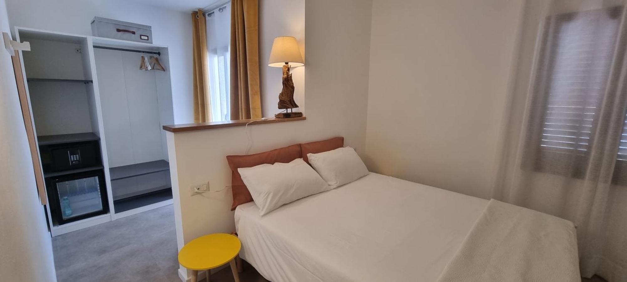 Anthias Rooms Affittacamere Porto San Paolo  Buitenkant foto